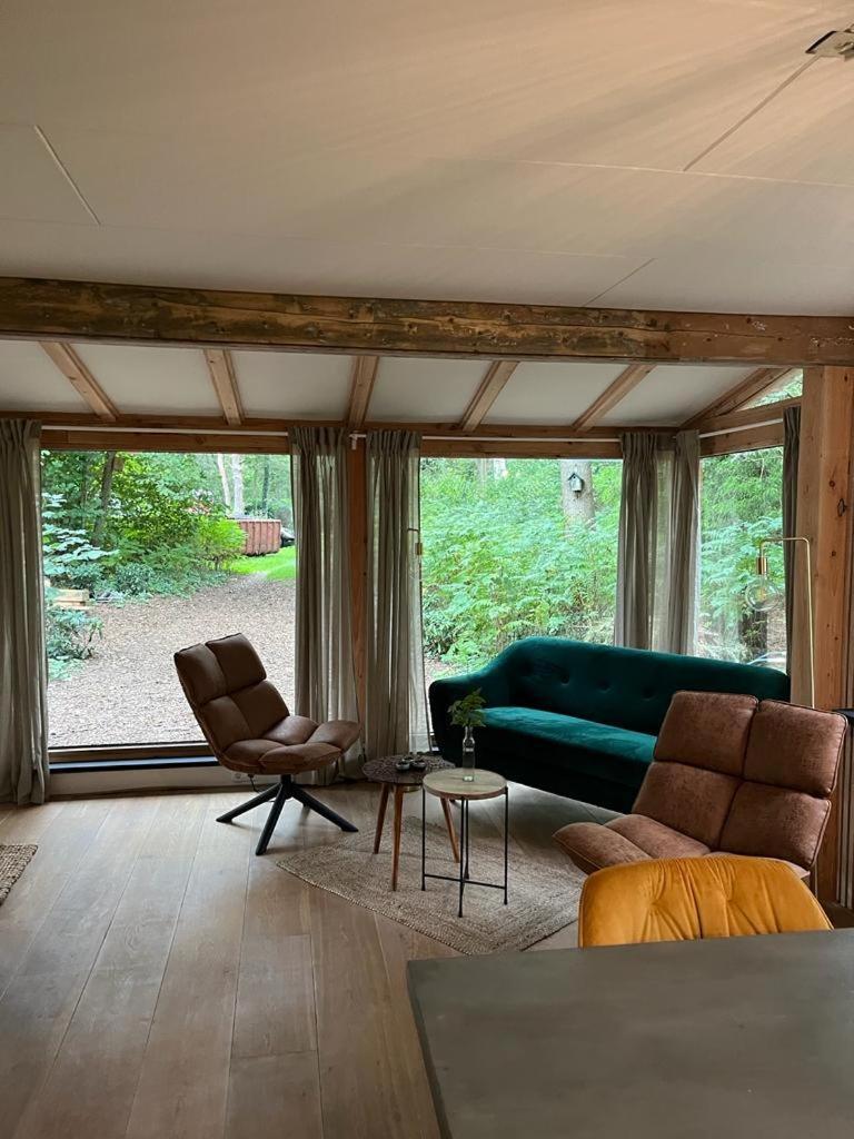 Huisje In Het Bos Zuidlaren Ngoại thất bức ảnh